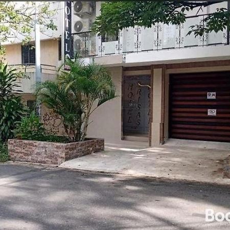 Hotel Brisas Medellin Bagian luar foto