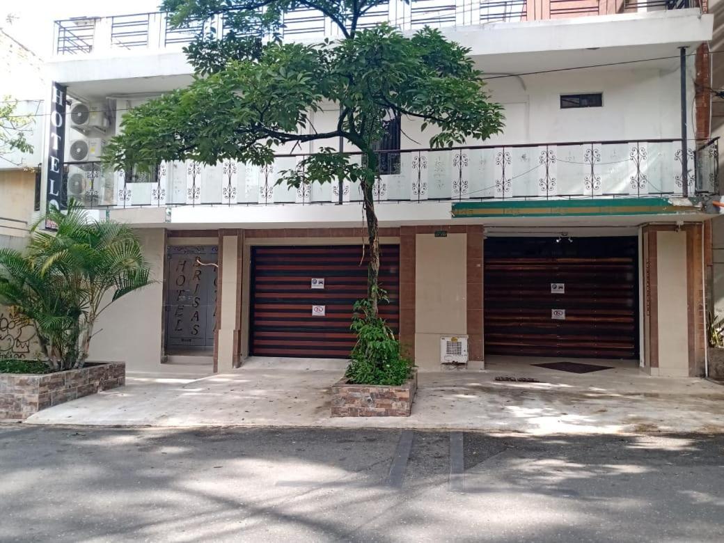 Hotel Brisas Medellin Bagian luar foto