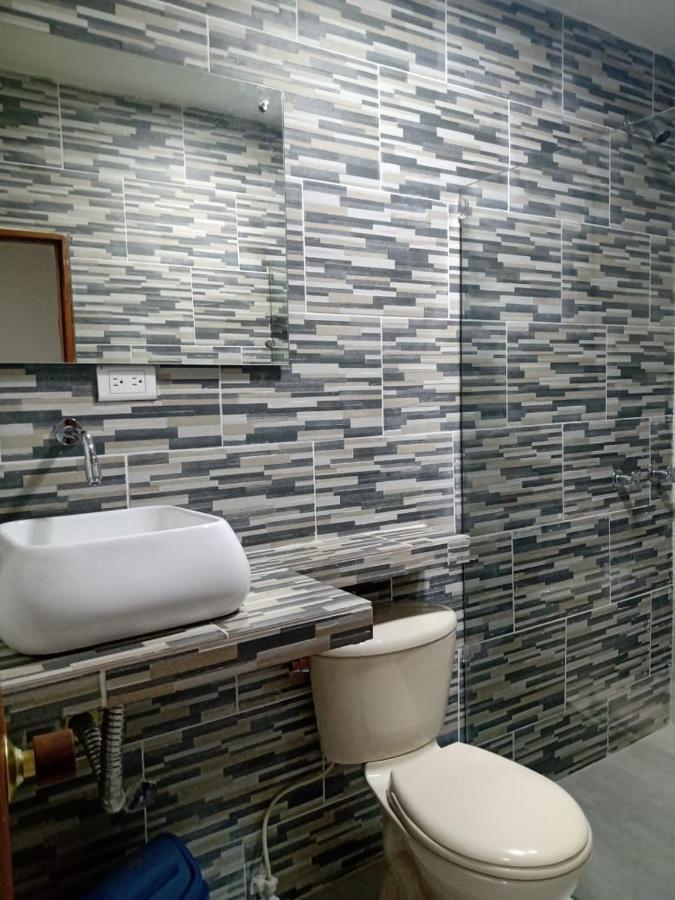 Hotel Brisas Medellin Bagian luar foto
