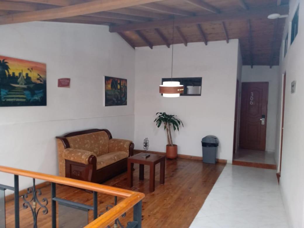 Hotel Brisas Medellin Bagian luar foto