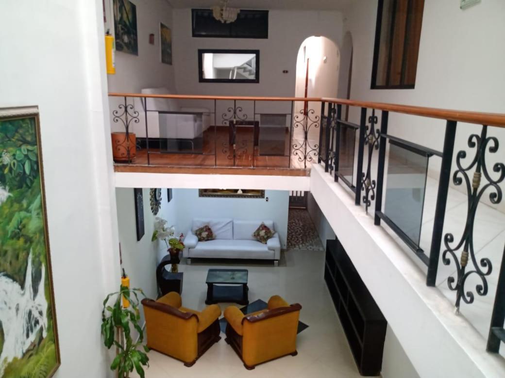 Hotel Brisas Medellin Bagian luar foto