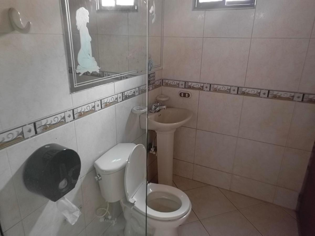 Hotel Brisas Medellin Bagian luar foto