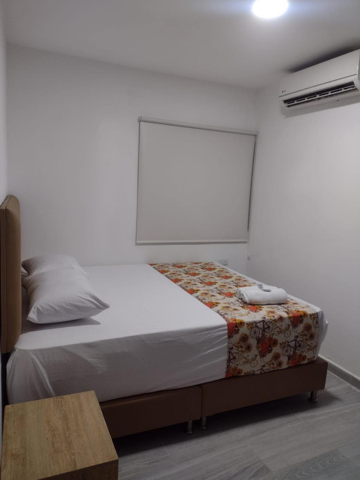 Hotel Brisas Medellin Bagian luar foto